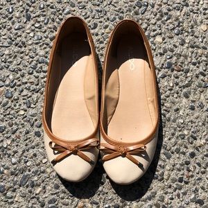 Aldo Nude flats